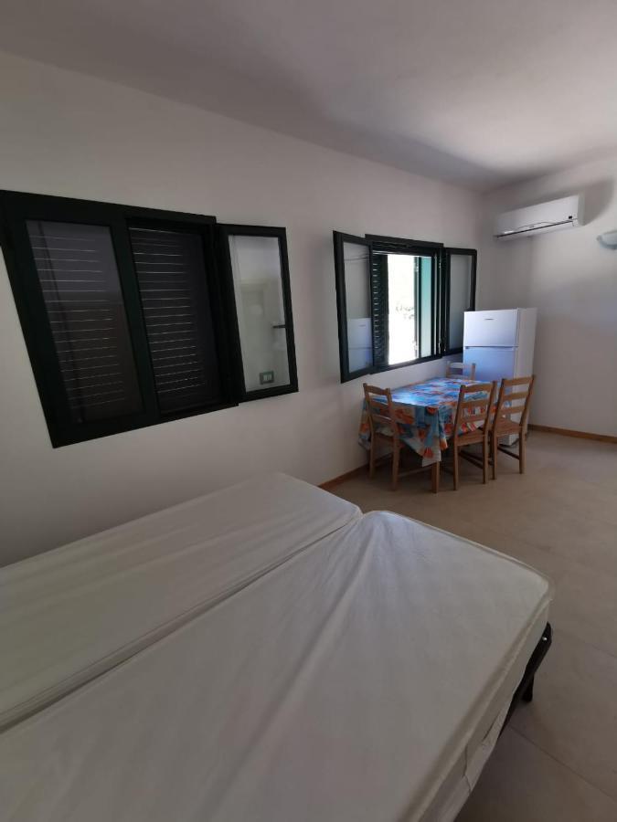 Villaggio Camping Uria Foce Varano Exteriör bild