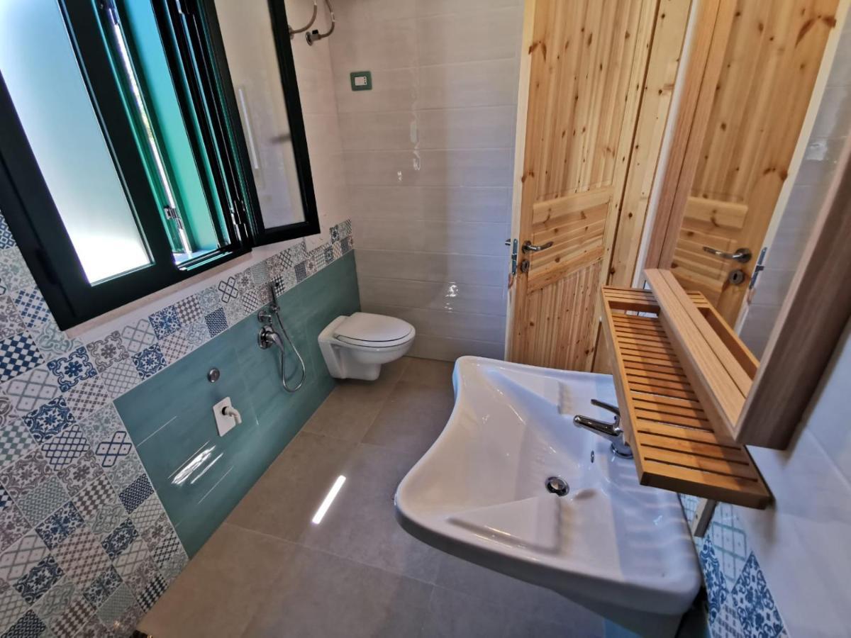 Villaggio Camping Uria Foce Varano Exteriör bild