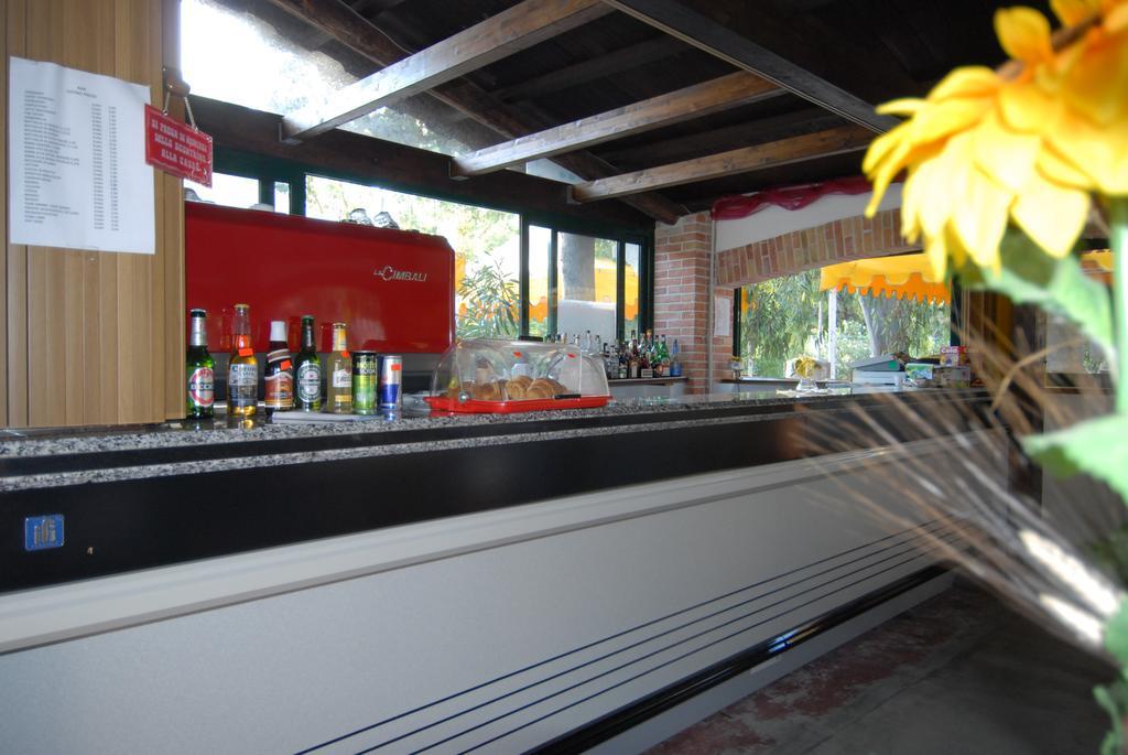 Villaggio Camping Uria Foce Varano Exteriör bild