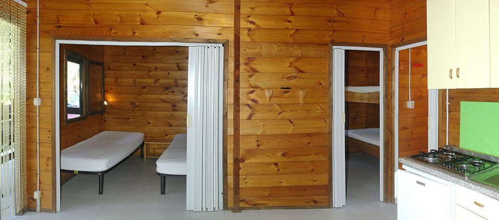 Villaggio Camping Uria Foce Varano Exteriör bild